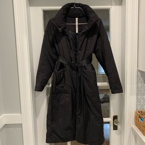 Lululemon Long Wunder Puff Down Jacket size 4